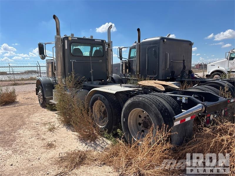 Peterbilt 389 Vlačilci