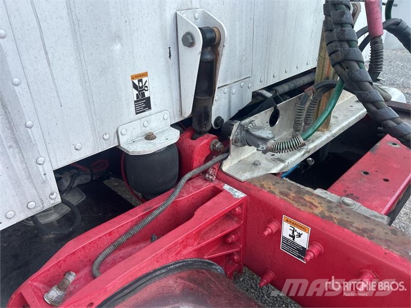 Peterbilt 389 Tractor Units