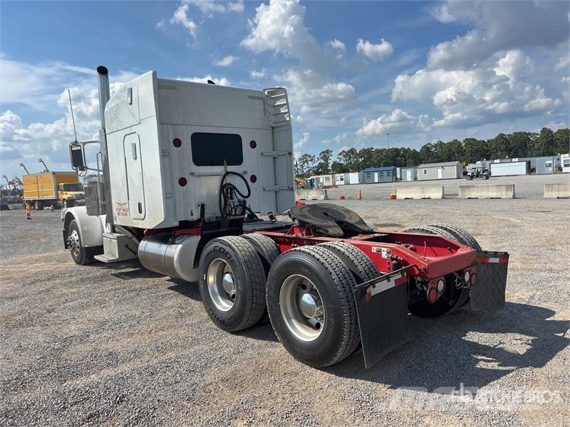 Peterbilt 389 Tractor Units