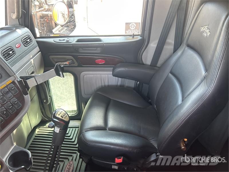 Peterbilt 389 Автовозы