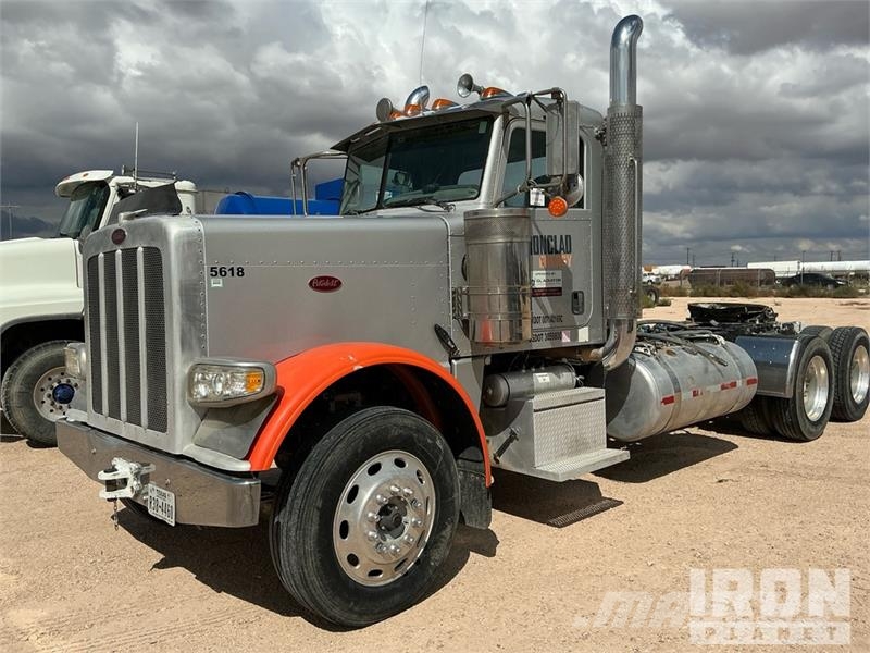 Peterbilt 389 Vlačilci