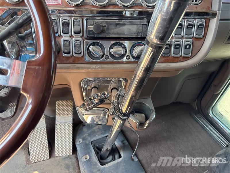 Peterbilt 389 中古トラクターヘッド | トレーラーヘッド
