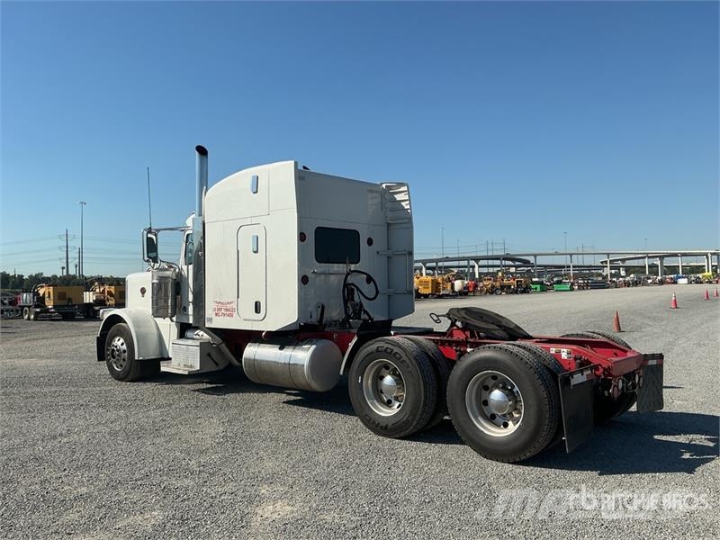 Peterbilt 389 وحدات الجر