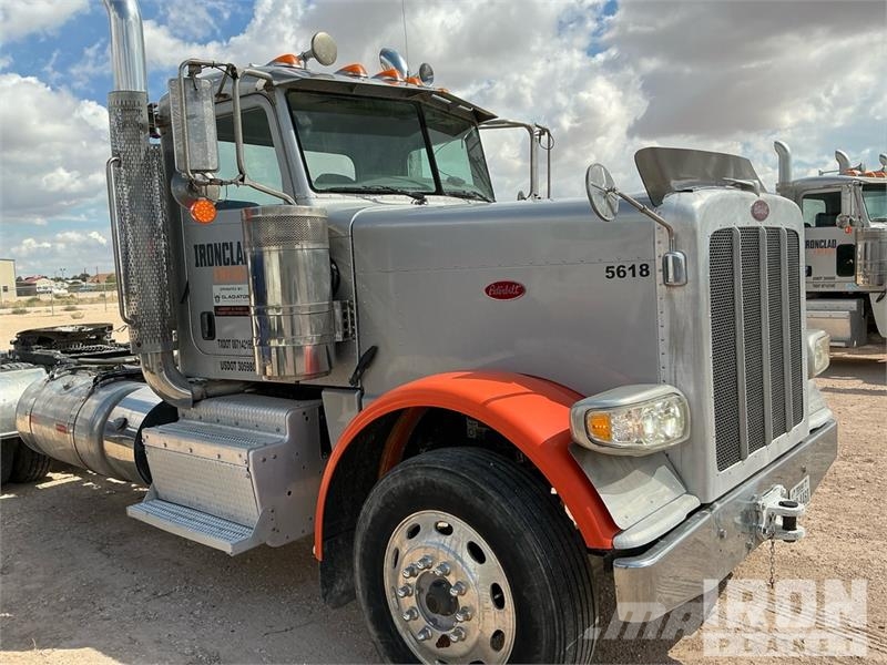 Peterbilt 389 Vlačilci