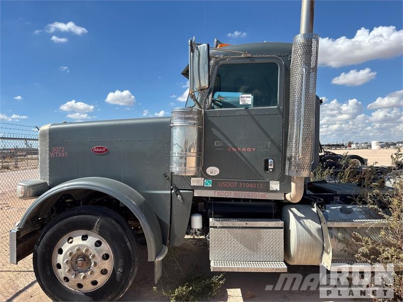Peterbilt 389 Vlačilci