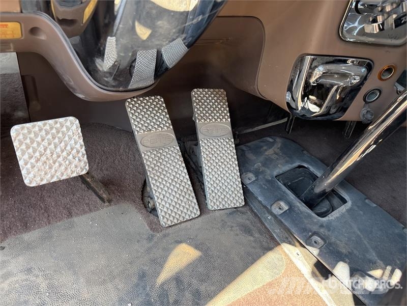 Peterbilt 389 中古トラクターヘッド | トレーラーヘッド