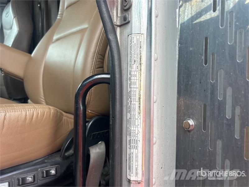 Peterbilt 389 Tractor Units