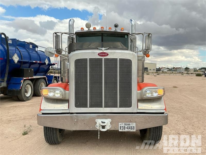 Peterbilt 389 Vlačilci