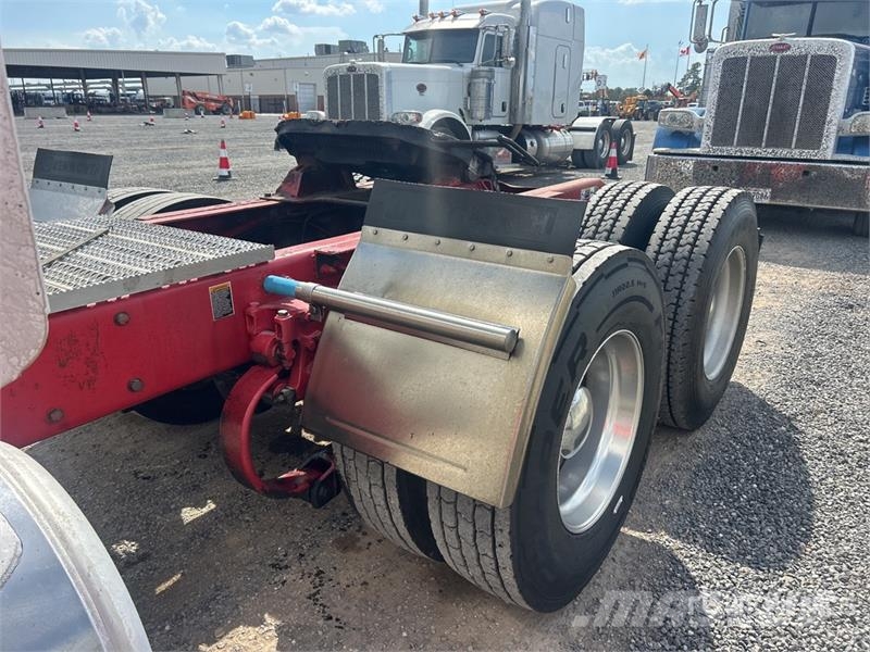 Peterbilt 389 Tractor Units