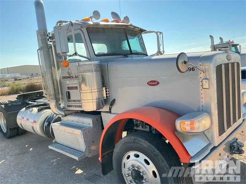 Peterbilt 389 Vilcēji