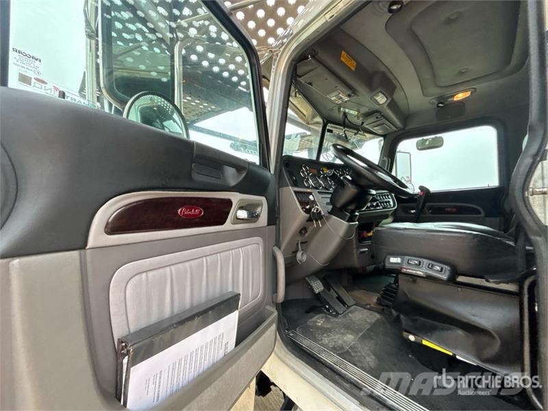 Peterbilt 389 Evakuatori