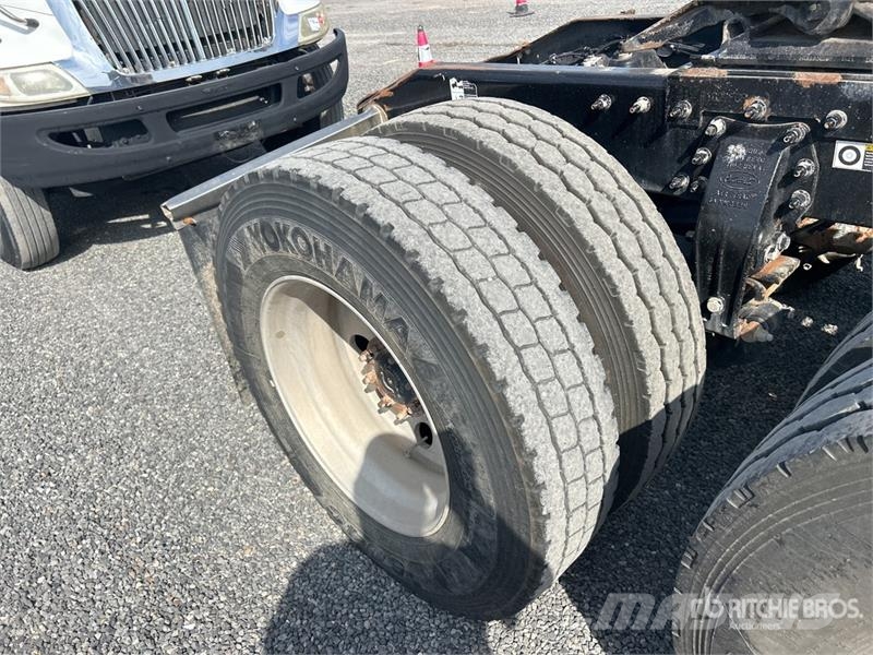 Peterbilt 389 Autotractoare