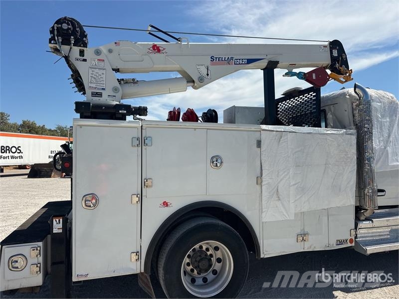 Peterbilt 536 4x2 Service Truck Municipal / general purpose vehicles