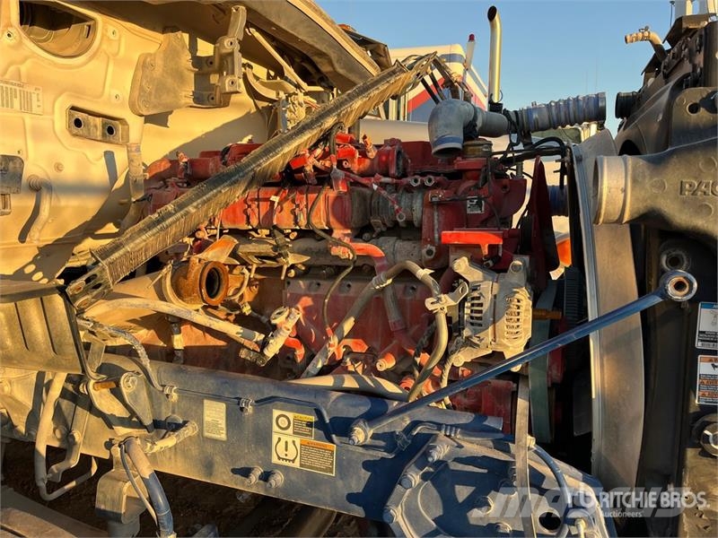 Peterbilt 567 Тягачі