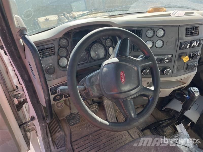 Peterbilt 567 Camiões basculantes