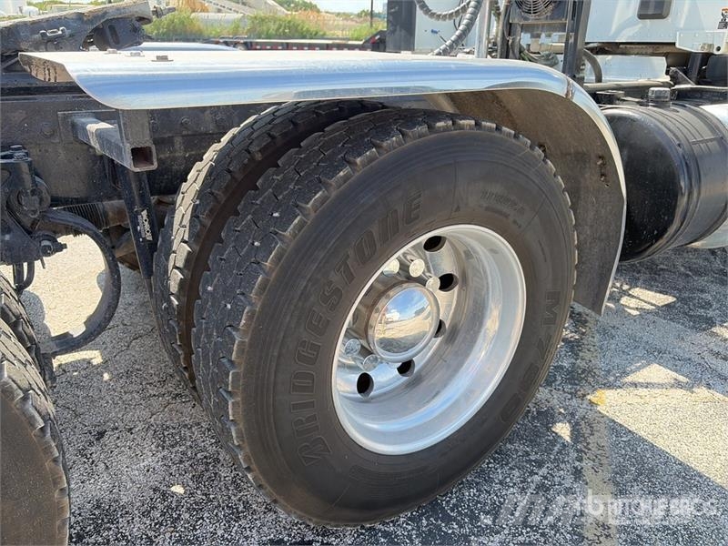Peterbilt 567 Dragbilar
