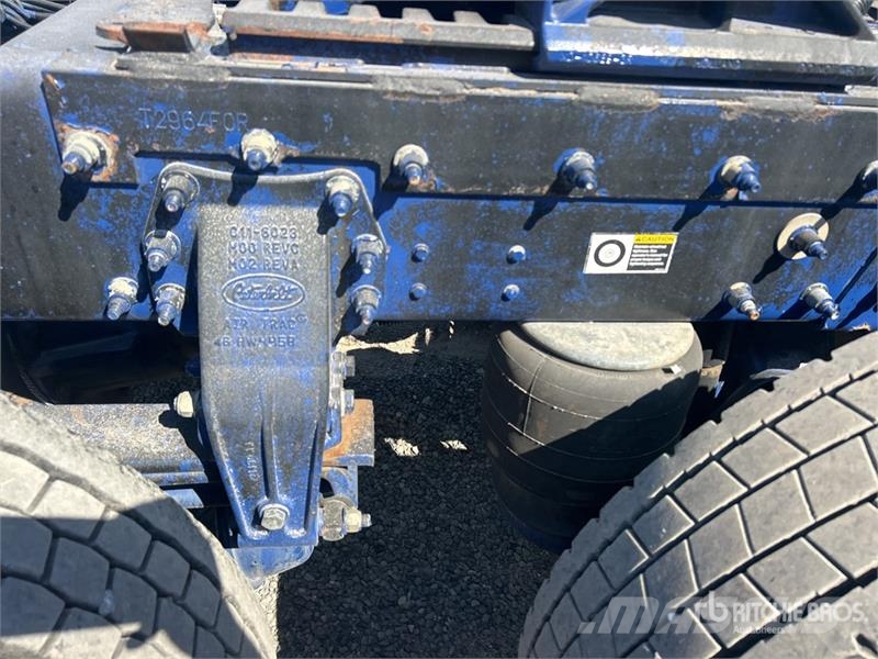 Peterbilt 567 Sadulveokid