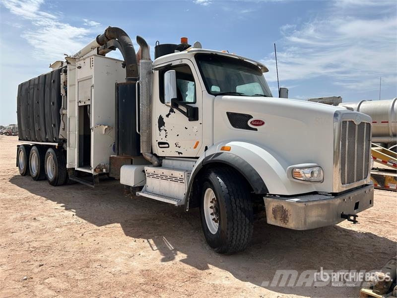 Peterbilt 567 組合/真空油槽車