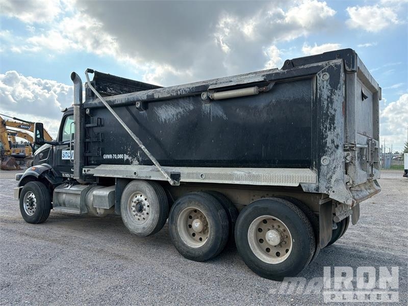 Peterbilt 567 傾卸式卡車