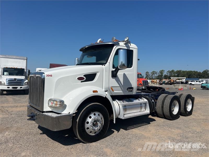 Peterbilt 567 Sadulveokid