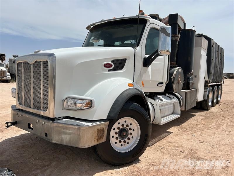 Peterbilt 567 組合/真空油槽車