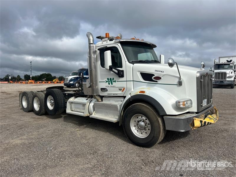 Peterbilt 567 Nyergesvontatók