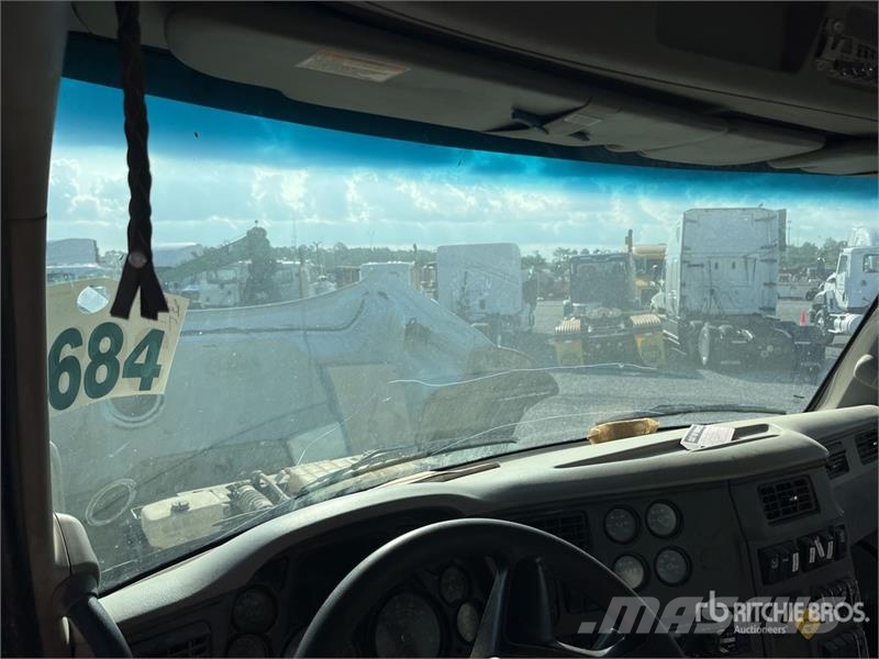 Peterbilt 567 Camiões basculantes