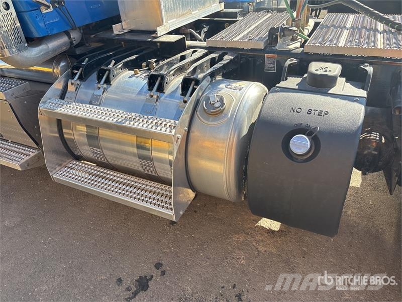 Peterbilt 567 Autotractoare
