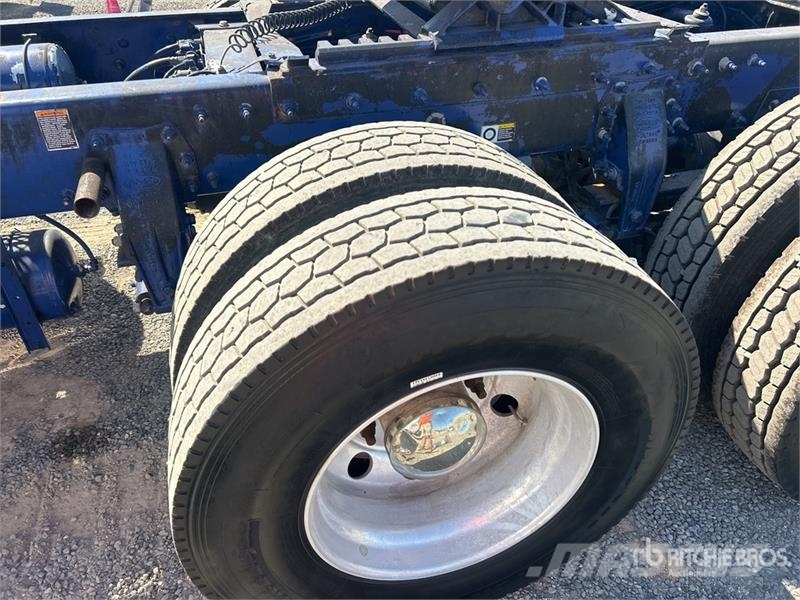 Peterbilt 567 Sadulveokid