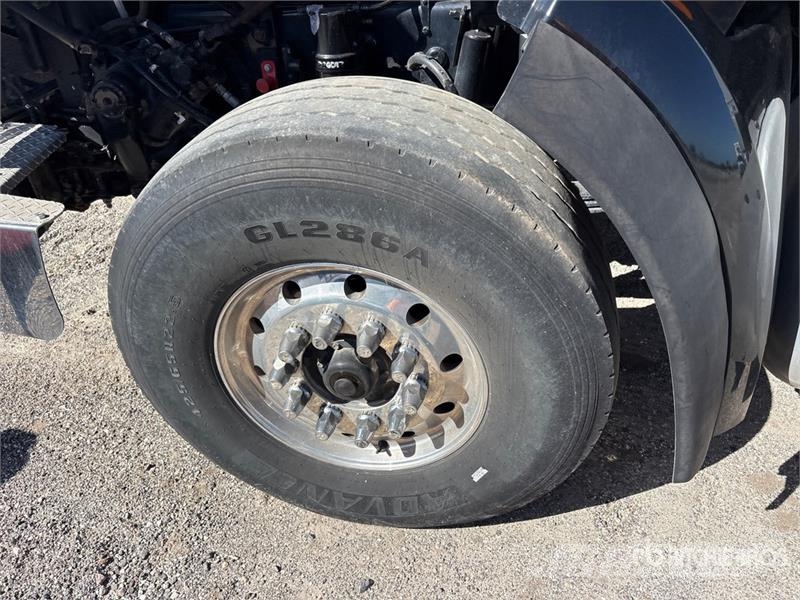 Peterbilt 567 Damperli kamyonlar