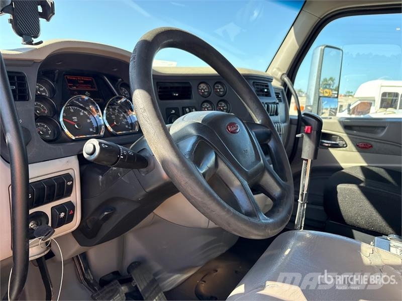 Peterbilt 567 Damperli kamyonlar
