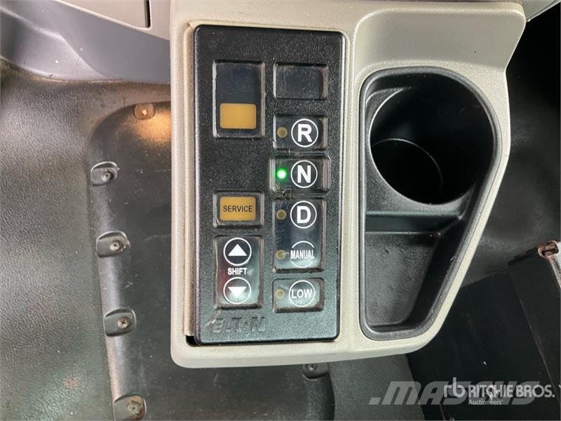 Peterbilt 567 Tractor Units