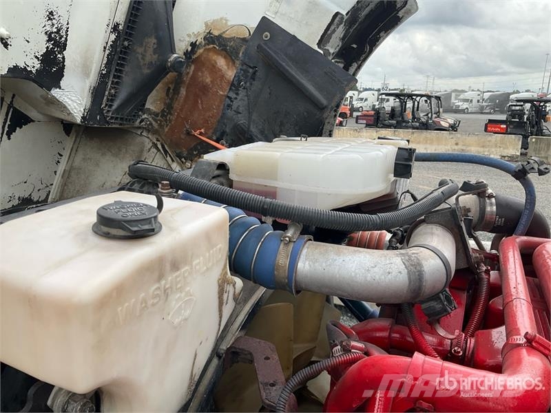 Peterbilt 567 Tractor Units