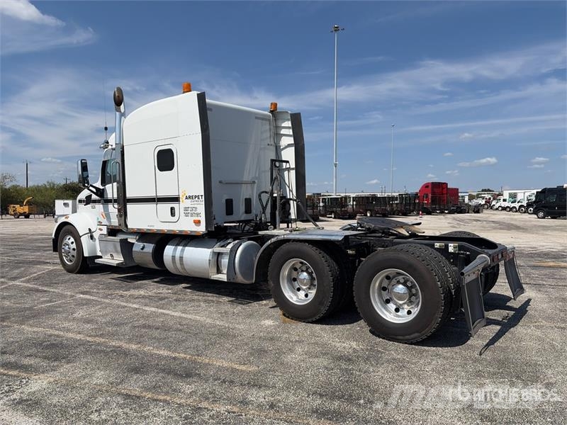 Peterbilt 567 Dragbilar