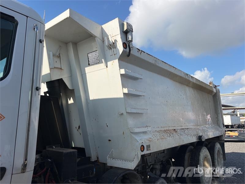 Peterbilt 567 Camiões basculantes