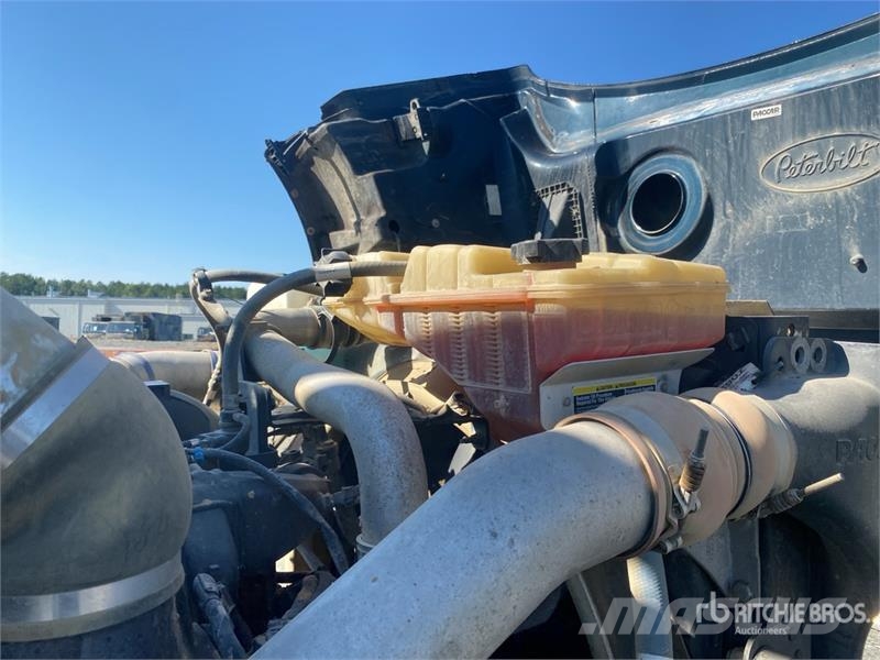 Peterbilt 567 Kipper