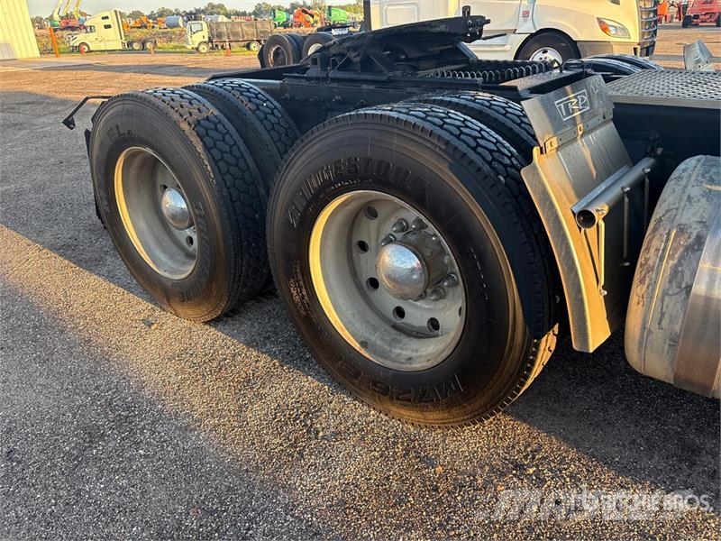 Peterbilt 567 Tractores (camiões)