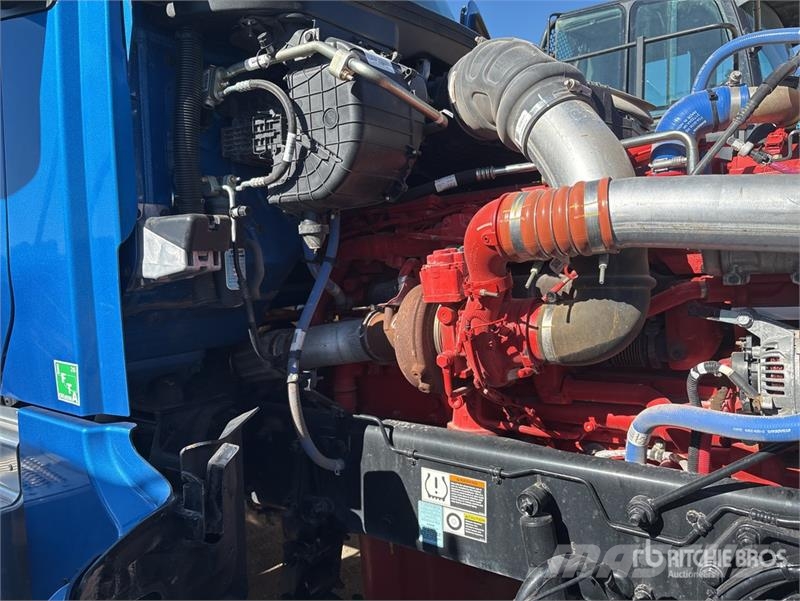 Peterbilt 567 Autotractoare