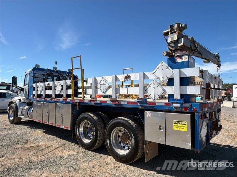Peterbilt 567 6x4 Flatbed Truck with Crane 시립/다목적 차량
