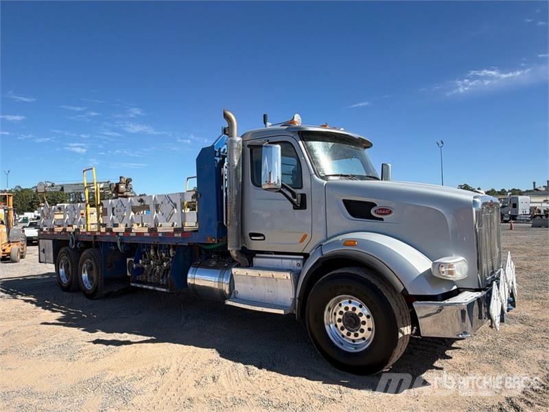 Peterbilt 567 6x4 Flatbed Truck with Crane 시립/다목적 차량