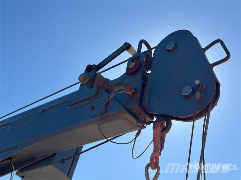 Peterbilt 567 6x4 Flatbed Truck with Crane 시립/다목적 차량