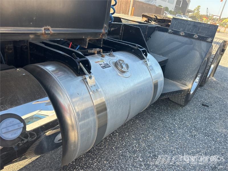 Peterbilt 567 6x4 Winch Truck Camiões de Reciclagem