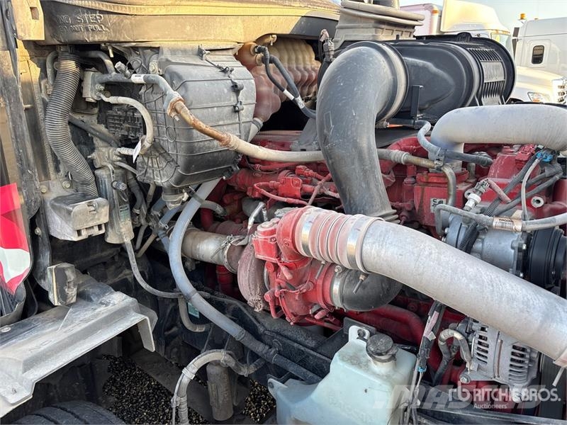 Peterbilt 579 وحدات الجر