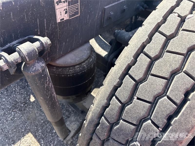 Peterbilt 579 Tractor Units