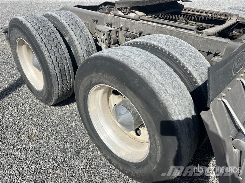 Peterbilt 579 曳引機組件