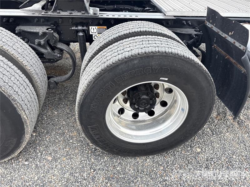 Peterbilt 579 وحدات الجر