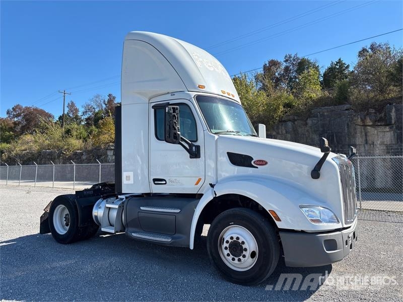 Peterbilt 579 曳引機組件