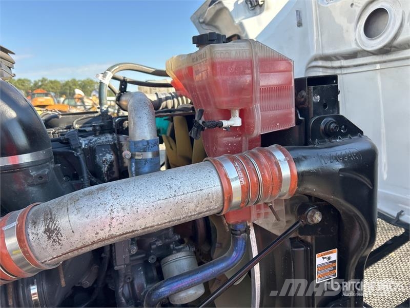 Peterbilt 579 Trekkers