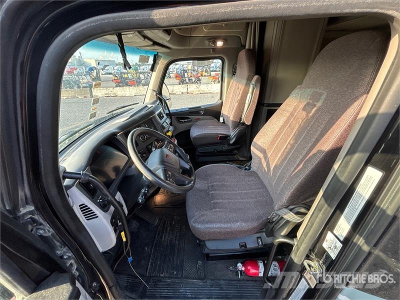 Peterbilt 579 وحدات الجر