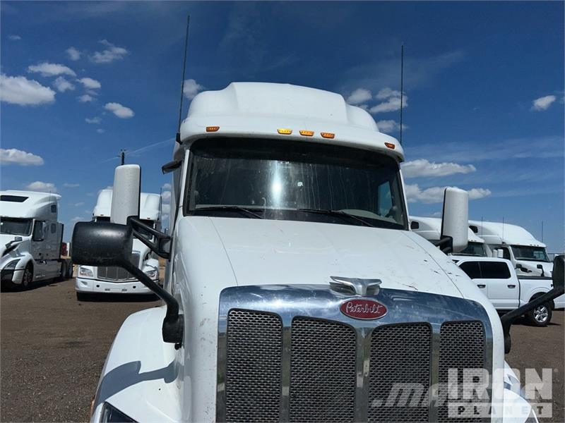 Peterbilt 579 Vetopöytäautot